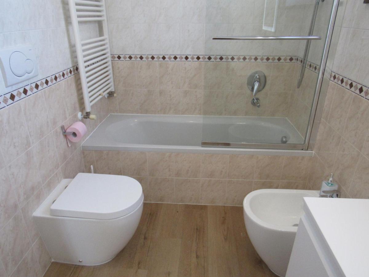 Apartament Fiera Milanocity View With Terrace Next To Shopping Mall Zewnętrze zdjęcie