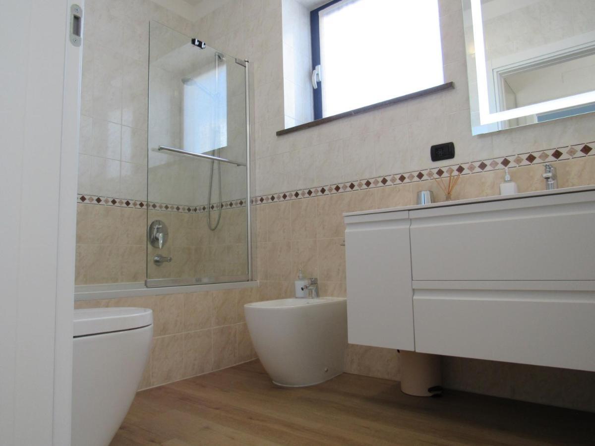 Apartament Fiera Milanocity View With Terrace Next To Shopping Mall Zewnętrze zdjęcie